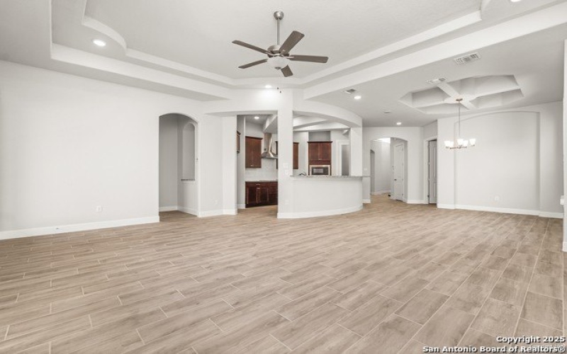 307 E Club View, Seguin, TX 78155, 3 Bedrooms Bedrooms, ,2 BathroomsBathrooms,Residential,For Sale,307 E Club View,1843818