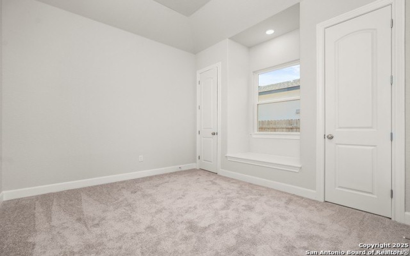 307 E Club View, Seguin, TX 78155, 3 Bedrooms Bedrooms, ,2 BathroomsBathrooms,Residential,For Sale,307 E Club View,1843818