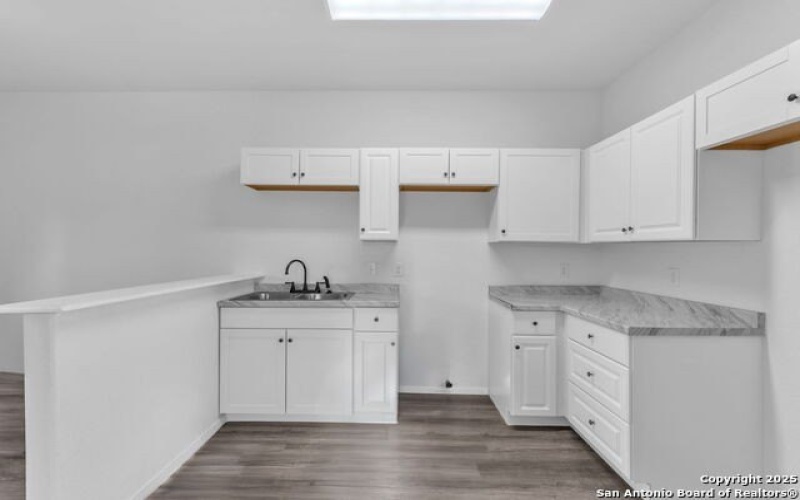 3007 SW McArthur Ave #201, San Antonio, TX 78211, 3 Bedrooms Bedrooms, ,2 BathroomsBathrooms,Residential,For Sale,3007 SW McArthur Ave,1852183