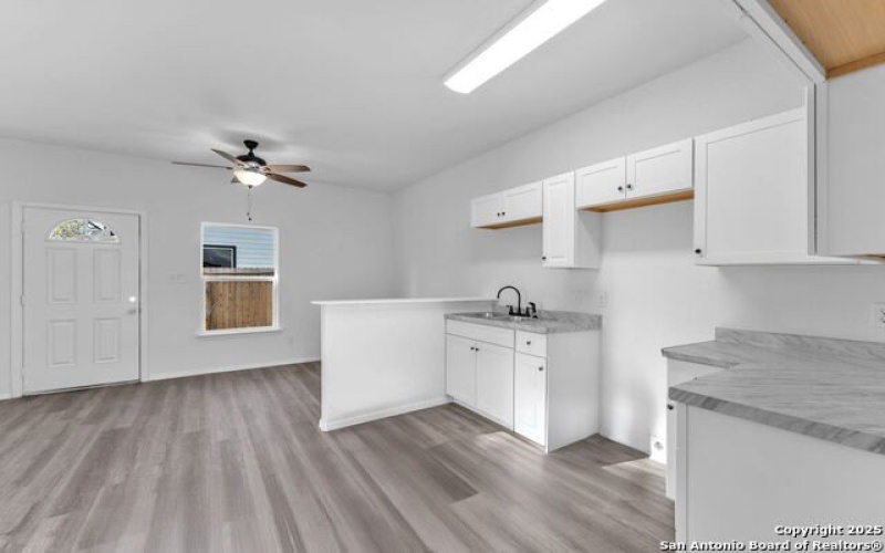 3007 SW McArthur Ave #201, San Antonio, TX 78211, 3 Bedrooms Bedrooms, ,2 BathroomsBathrooms,Residential,For Sale,3007 SW McArthur Ave,1852183