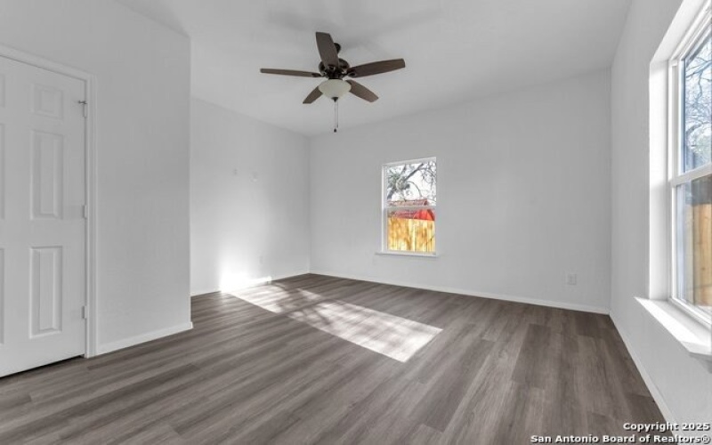 3007 SW McArthur Ave #201, San Antonio, TX 78211, 3 Bedrooms Bedrooms, ,2 BathroomsBathrooms,Residential,For Sale,3007 SW McArthur Ave,1852183