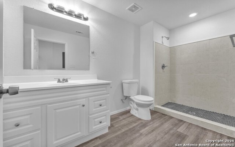 3007 SW McArthur Ave #201, San Antonio, TX 78211, 3 Bedrooms Bedrooms, ,2 BathroomsBathrooms,Residential,For Sale,3007 SW McArthur Ave,1852183