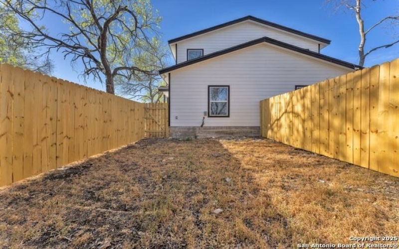 3007 SW McArthur Ave #201, San Antonio, TX 78211, 3 Bedrooms Bedrooms, ,2 BathroomsBathrooms,Residential,For Sale,3007 SW McArthur Ave,1852183