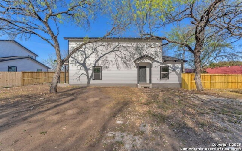 3007 SW McArthur Ave #201, San Antonio, TX 78211, 3 Bedrooms Bedrooms, ,2 BathroomsBathrooms,Residential,For Sale,3007 SW McArthur Ave,1852183