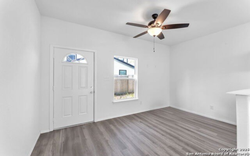 3007 SW McArthur Ave #201, San Antonio, TX 78211, 3 Bedrooms Bedrooms, ,2 BathroomsBathrooms,Residential,For Sale,3007 SW McArthur Ave,1852183