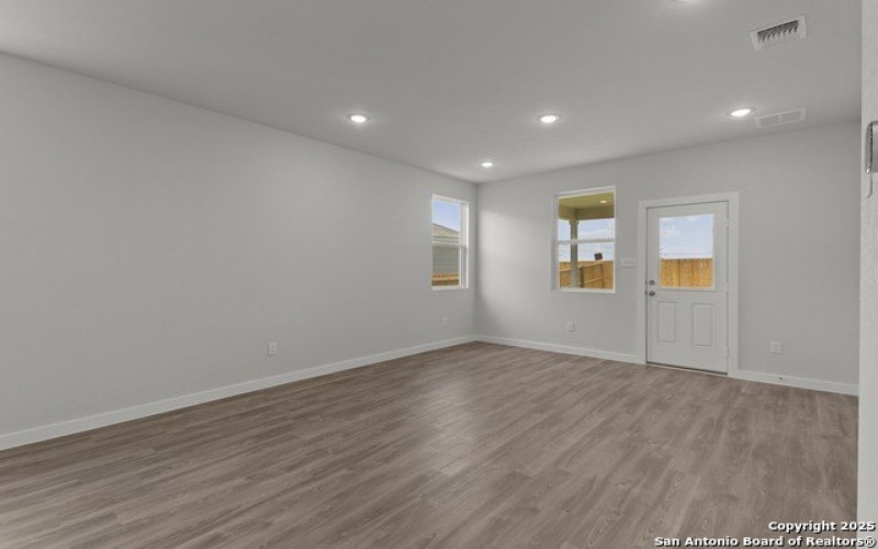 5539 Frederick blf, San Antonio, TX 78073, 4 Bedrooms Bedrooms, ,2 BathroomsBathrooms,Residential,For Sale,5539 Frederick blf,1852543