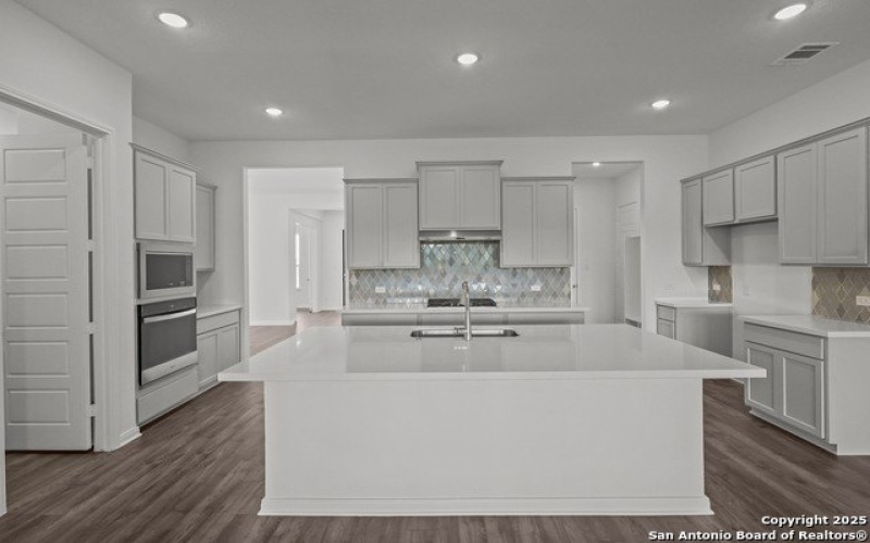 2808 Reeves Ln, Schertz, TX 78108, 4 Bedrooms Bedrooms, ,3 BathroomsBathrooms,Residential,For Sale,2808 Reeves Ln,0,1852876
