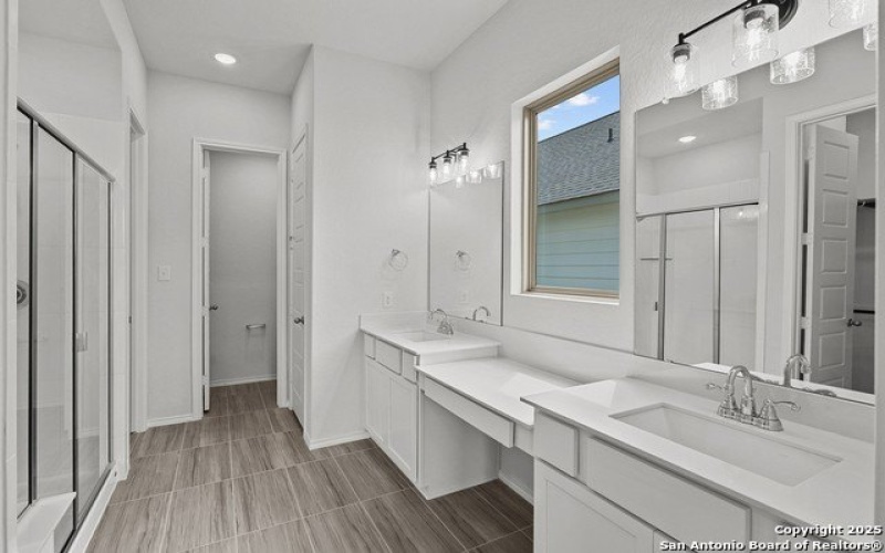 1020 Windflower, New Braunfels, TX 78130, 4 Bedrooms Bedrooms, ,3 BathroomsBathrooms,Residential,For Sale,1020 Windflower,1852938