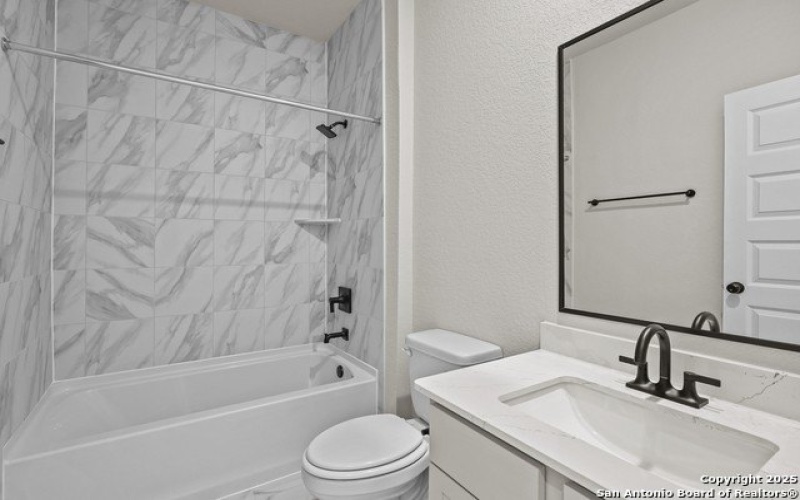 4507 YOAKUM VALLEY, Schertz, TX 78108, 5 Habitaciones Habitaciones , ,5 BañosBaños,Residential,En Venta,4507 YOAKUM VALLEY,0,1853078