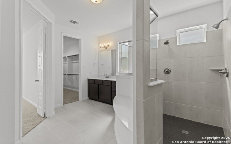 9522 Pioneer Junction, San Antonio, TX 78254, 5 Bedrooms Bedrooms, ,3 BathroomsBathrooms,Residential,For Sale,9522 Pioneer Junction,0,1853261