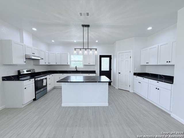 104 Flor Del Sol, San Antonio, TX 78264, 4 Bedrooms Bedrooms, ,2 BathroomsBathrooms,Residential,For Sale,104 Flor Del Sol,1853383