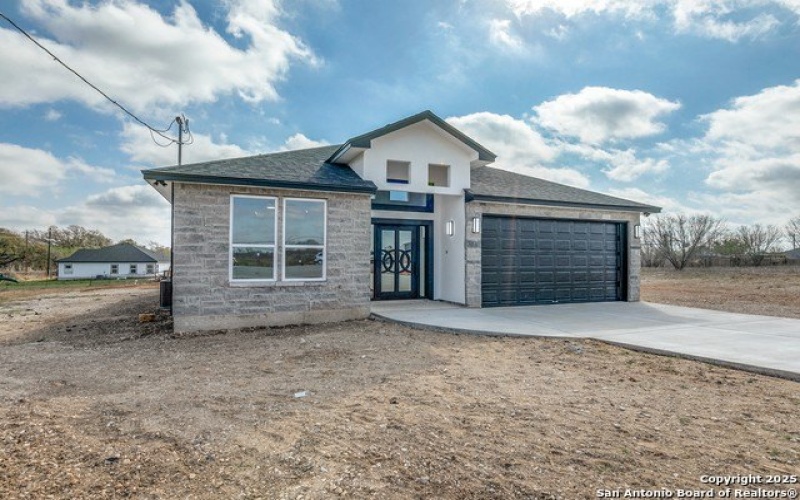 104 Flor Del Sol, San Antonio, TX 78264, 4 Bedrooms Bedrooms, ,2 BathroomsBathrooms,Residential,For Sale,104 Flor Del Sol,1853383