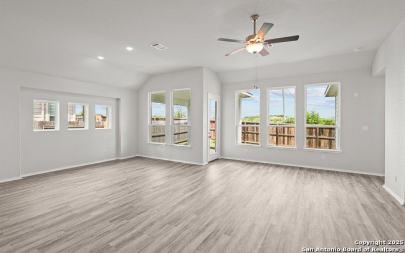 3265 Wild Iris, New Braunfels, TX 78130, 3 Habitaciones Habitaciones , ,2 BañosBaños,Residential,En Venta,3265 Wild Iris,1853473