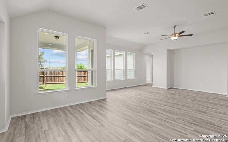 3265 Wild Iris, New Braunfels, TX 78130, 3 Habitaciones Habitaciones , ,2 BañosBaños,Residential,En Venta,3265 Wild Iris,1853473