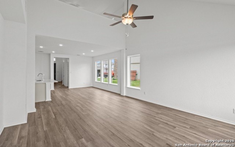 10048 Hombourg Road, Schertz, TX 78154, 4 Bedrooms Bedrooms, ,3 BathroomsBathrooms,Residential,For Sale,10048 Hombourg Road,1853488