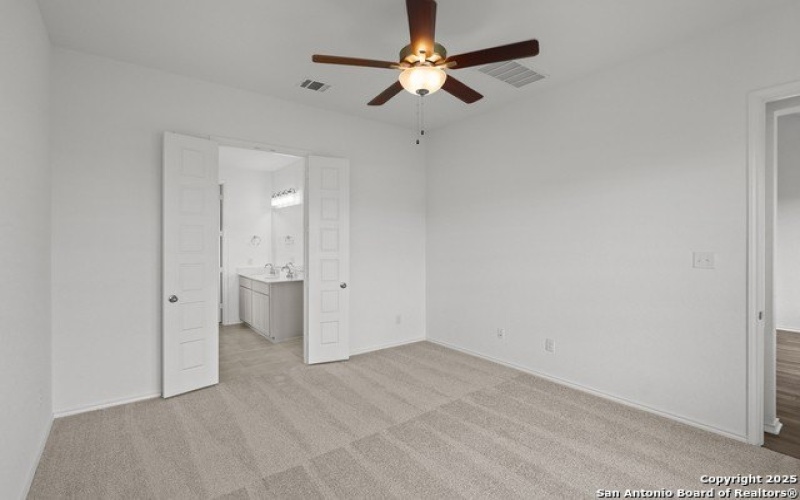 10048 Hombourg Road, Schertz, TX 78154, 4 Bedrooms Bedrooms, ,3 BathroomsBathrooms,Residential,For Sale,10048 Hombourg Road,1853488