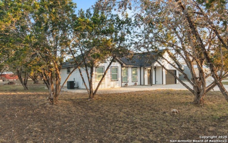 185 Jim Dalrymple, Leakey, TX 78873, 3 Bedrooms Bedrooms, ,2 BathroomsBathrooms,Residential,For Sale,185 Jim Dalrymple,1850340