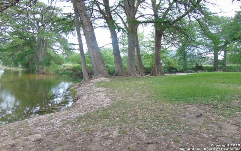 185 Jim Dalrymple, Leakey, TX 78873, 3 Bedrooms Bedrooms, ,2 BathroomsBathrooms,Residential,For Sale,185 Jim Dalrymple,1850340
