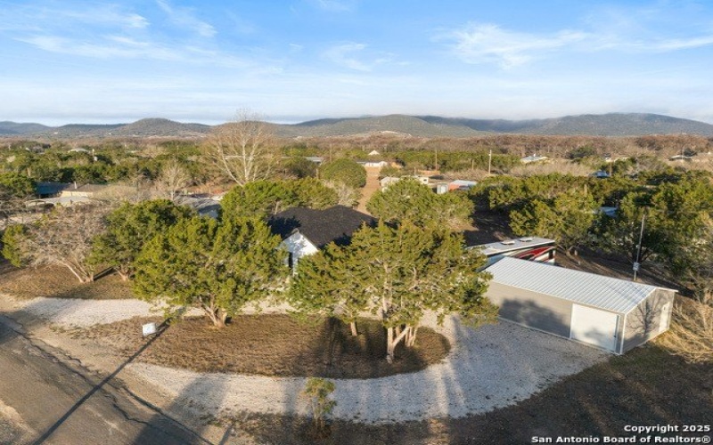185 Jim Dalrymple, Leakey, TX 78873, 3 Bedrooms Bedrooms, ,2 BathroomsBathrooms,Residential,For Sale,185 Jim Dalrymple,1850340