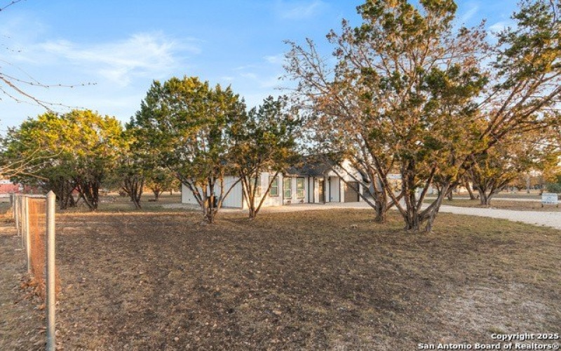 185 Jim Dalrymple, Leakey, TX 78873, 3 Bedrooms Bedrooms, ,2 BathroomsBathrooms,Residential,For Sale,185 Jim Dalrymple,1850340