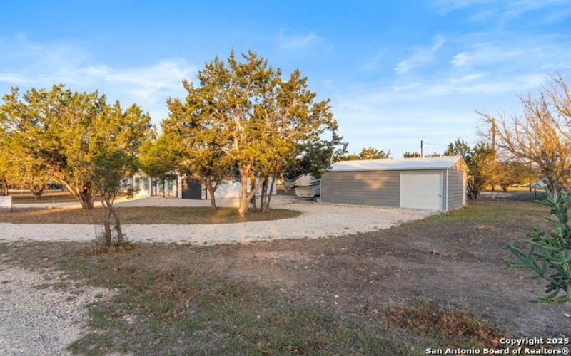 185 Jim Dalrymple, Leakey, TX 78873, 3 Bedrooms Bedrooms, ,2 BathroomsBathrooms,Residential,For Sale,185 Jim Dalrymple,1850340