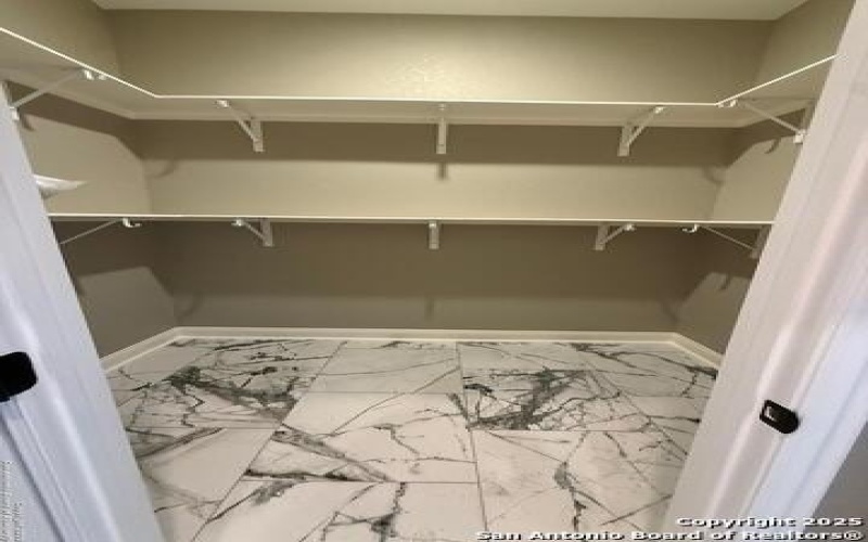 7802 Clearwater Blvd, Selma, TX 78154, 5 Bedrooms Bedrooms, ,5 BathroomsBathrooms,Residential,For Sale,7802 Clearwater Blvd,1850734