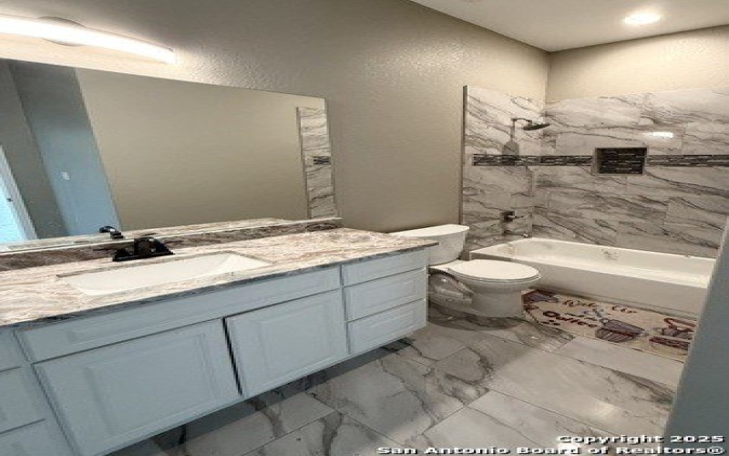 7802 Clearwater Blvd, Selma, TX 78154, 5 Bedrooms Bedrooms, ,5 BathroomsBathrooms,Residential,For Sale,7802 Clearwater Blvd,1850734