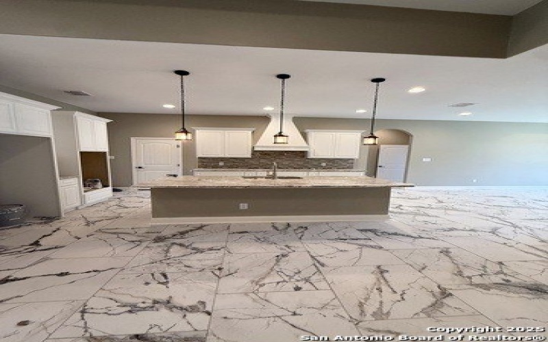 7802 Clearwater Blvd, Selma, TX 78154, 5 Bedrooms Bedrooms, ,5 BathroomsBathrooms,Residential,For Sale,7802 Clearwater Blvd,1850734