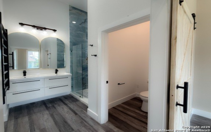 131 FRIENDLYWOOD DR, Canyon Lake, TX 78133, 3 Habitaciones Habitaciones , ,2 BañosBaños,Residential,En Venta,131 FRIENDLYWOOD DR,1850995