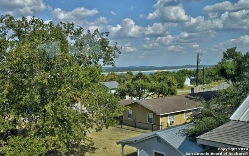 131 FRIENDLYWOOD DR, Canyon Lake, TX 78133, 3 Habitaciones Habitaciones , ,2 BañosBaños,Residential,En Venta,131 FRIENDLYWOOD DR,1850995