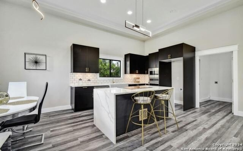 131 FRIENDLYWOOD DR, Canyon Lake, TX 78133, 3 Habitaciones Habitaciones , ,2 BañosBaños,Residential,En Venta,131 FRIENDLYWOOD DR,1850995