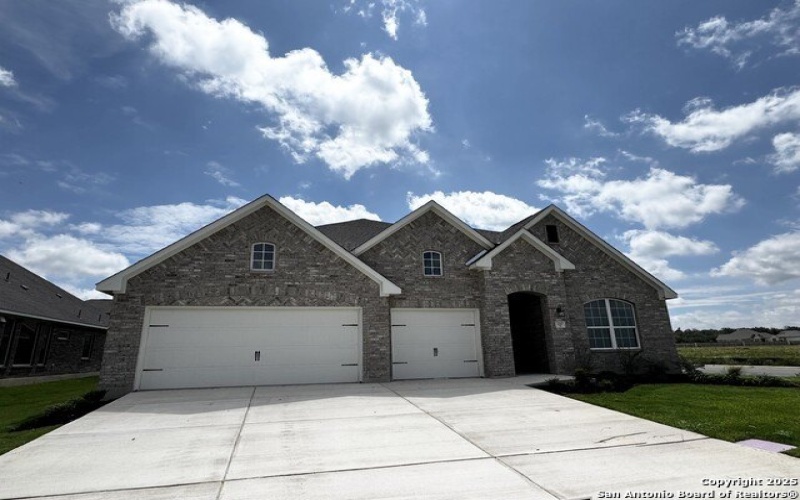 110 Katie Court, Castroville, TX 78009, 4 Habitaciones Habitaciones , ,3 BañosBaños,Residential,En Venta,110 Katie Court,1851036