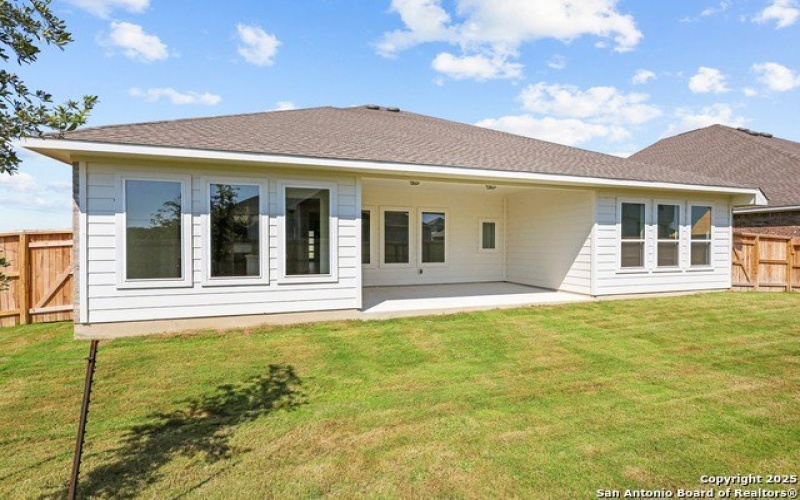 110 Katie Court, Castroville, TX 78009, 4 Habitaciones Habitaciones , ,3 BañosBaños,Residential,En Venta,110 Katie Court,0,1851036