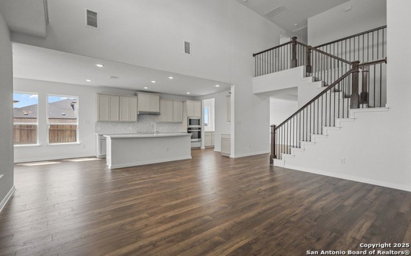 138 Annette Dr, Castroville, TX 78009, 5 Bedrooms Bedrooms, ,5 BathroomsBathrooms,Residential,For Sale,138 Annette Dr,0,1851046