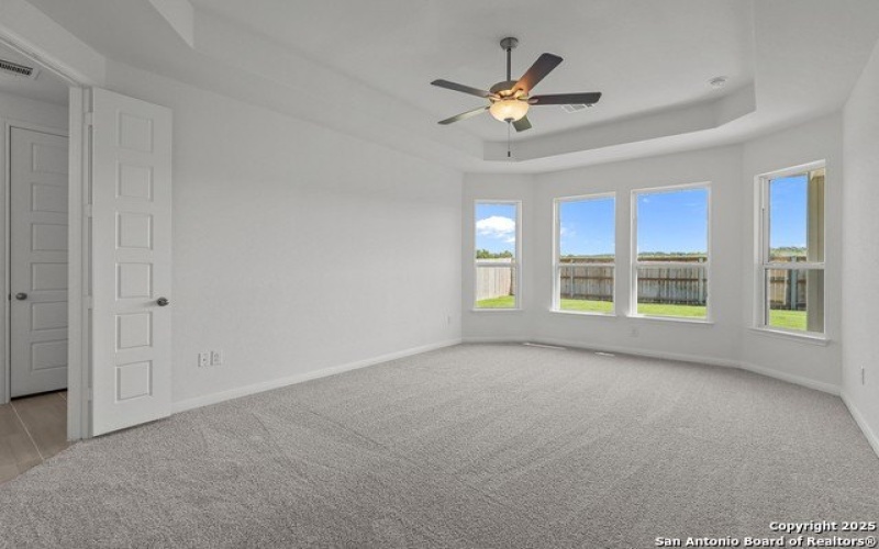 138 Annette Dr, Castroville, TX 78009, 5 Bedrooms Bedrooms, ,5 BathroomsBathrooms,Residential,For Sale,138 Annette Dr,0,1851046