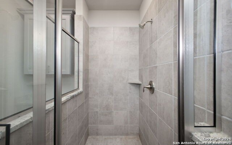2202 Virginia Blvd, Unit 201, San Antonio, TX 78203, 3 Habitaciones Habitaciones , ,2 BañosBaños,Residential,En Venta,2202 Virginia Blvd, Unit 201,1851142