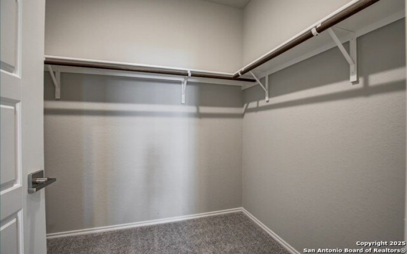 6875 Comanche Cave, San Antonio, TX 78233, 3 Bedrooms Bedrooms, ,2 BathroomsBathrooms,Residential,For Sale,6875 Comanche Cave,0,1851378