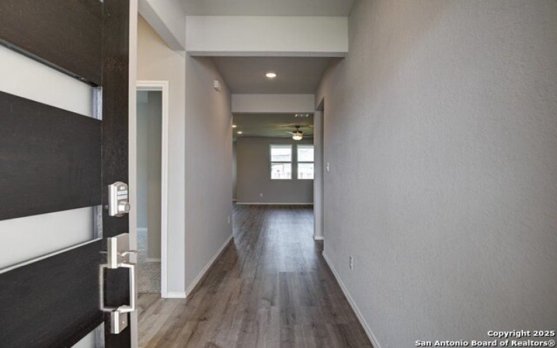 6875 Comanche Cave, San Antonio, TX 78233, 3 Bedrooms Bedrooms, ,2 BathroomsBathrooms,Residential,For Sale,6875 Comanche Cave,0,1851378