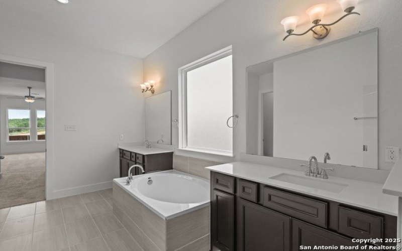 2816 Reeves Ln, Schertz, TX 78108, 4 Bedrooms Bedrooms, ,3 BathroomsBathrooms,Residential,For Sale,2816 Reeves Ln,0,1856195