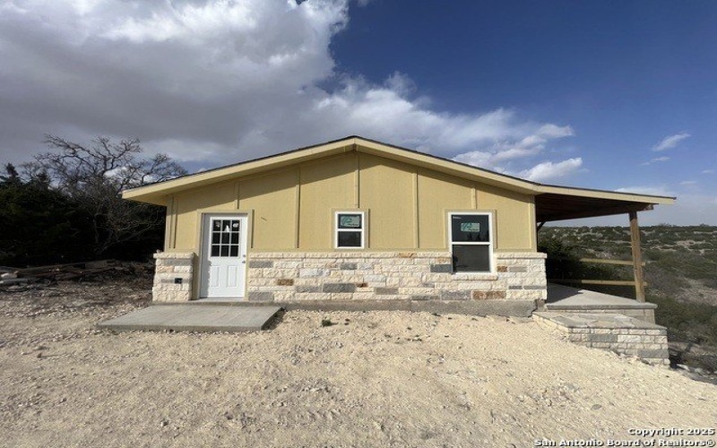 1173 SD 42200, Rocksprings, TX 78880, 1 Bedroom Bedrooms, ,Farm,For Sale,1173 SD 42200,1853994