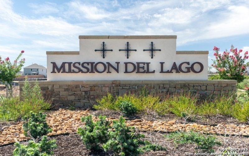 13230 CLUB HOUSE BLVD., San Antonio, TX 78221, 3 Habitaciones Habitaciones , ,2 BañosBaños,Residential,En Venta,13230 CLUB HOUSE BLVD.,1854435