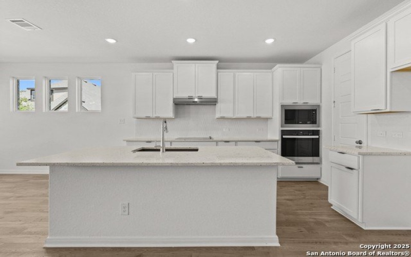 165 Annette Dr, Castroville, TX 78009, 4 Bedrooms Bedrooms, ,3 BathroomsBathrooms,Residential,For Sale,165 Annette Dr,0,1854793