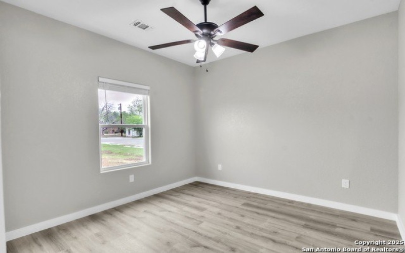 1702 17th, Hondo, TX 78861, 3 Habitaciones Habitaciones , ,2 BañosBaños,Residential,En Venta,1702 17th,0,1854862