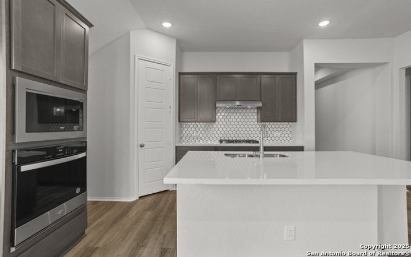 10269 Bartenheim Dr, Schertz, TX 78154, 4 Bedrooms Bedrooms, ,3 BathroomsBathrooms,Residential,For Sale,10269 Bartenheim Dr,0,1854870