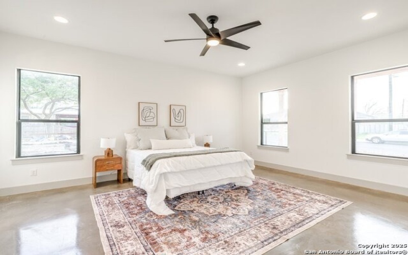 605 Graham, Boerne, TX 78006, 5 Habitaciones Habitaciones , ,3 BañosBaños,Residential,En Venta,605 Graham,1855682