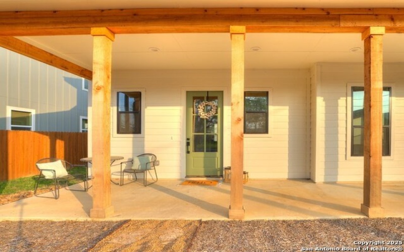 605 Graham, Boerne, TX 78006, 5 Habitaciones Habitaciones , ,3 BañosBaños,Residential,En Venta,605 Graham,1855682