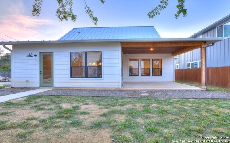 605 Graham, Boerne, TX 78006, 5 Habitaciones Habitaciones , ,3 BañosBaños,Residential,En Venta,605 Graham,1855682