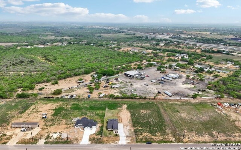 16924 RANCHO ESCONDIDO, Atascosa, TX 78002, 3 Habitaciones Habitaciones , ,2 BañosBaños,Residential,En Venta,16924 RANCHO ESCONDIDO,0,1856058
