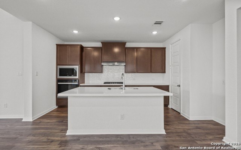 12312 Goulding, San Antonio, TX 78254, 4 Bedrooms Bedrooms, ,3 BathroomsBathrooms,Residential,For Sale,12312 Goulding,1859552