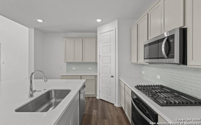 12349 Goulding, San Antonio, TX 78254, 4 Bedrooms Bedrooms, ,3 BathroomsBathrooms,Residential,For Sale,12349 Goulding,1859564